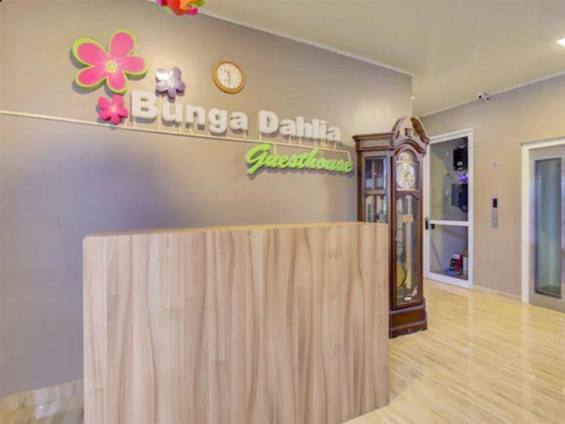 Hotel O Gambir Near Juanda Station Formerly Bunga Dahlia Cakarta Dış mekan fotoğraf