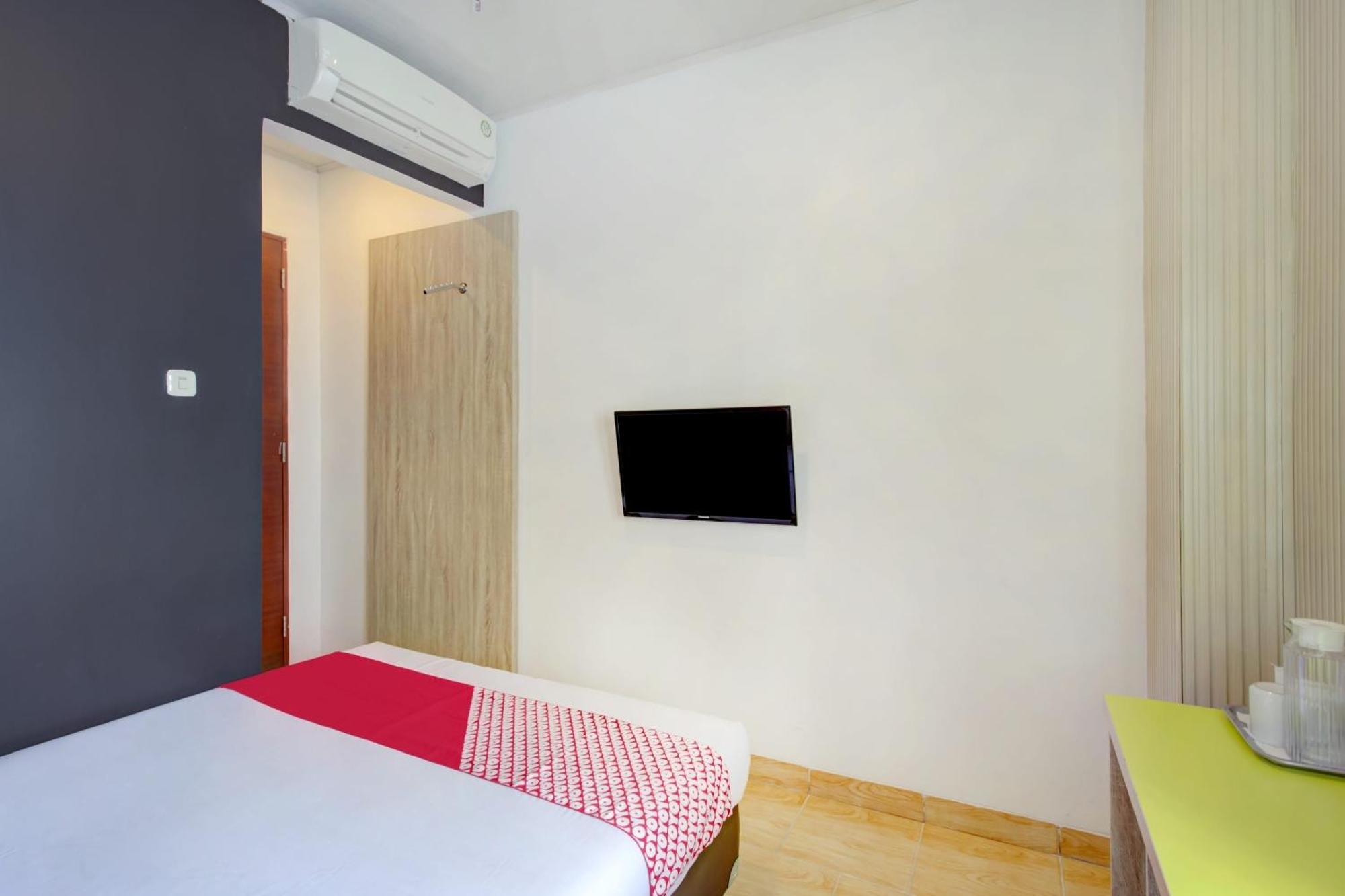 Hotel O Gambir Near Juanda Station Formerly Bunga Dahlia Cakarta Dış mekan fotoğraf